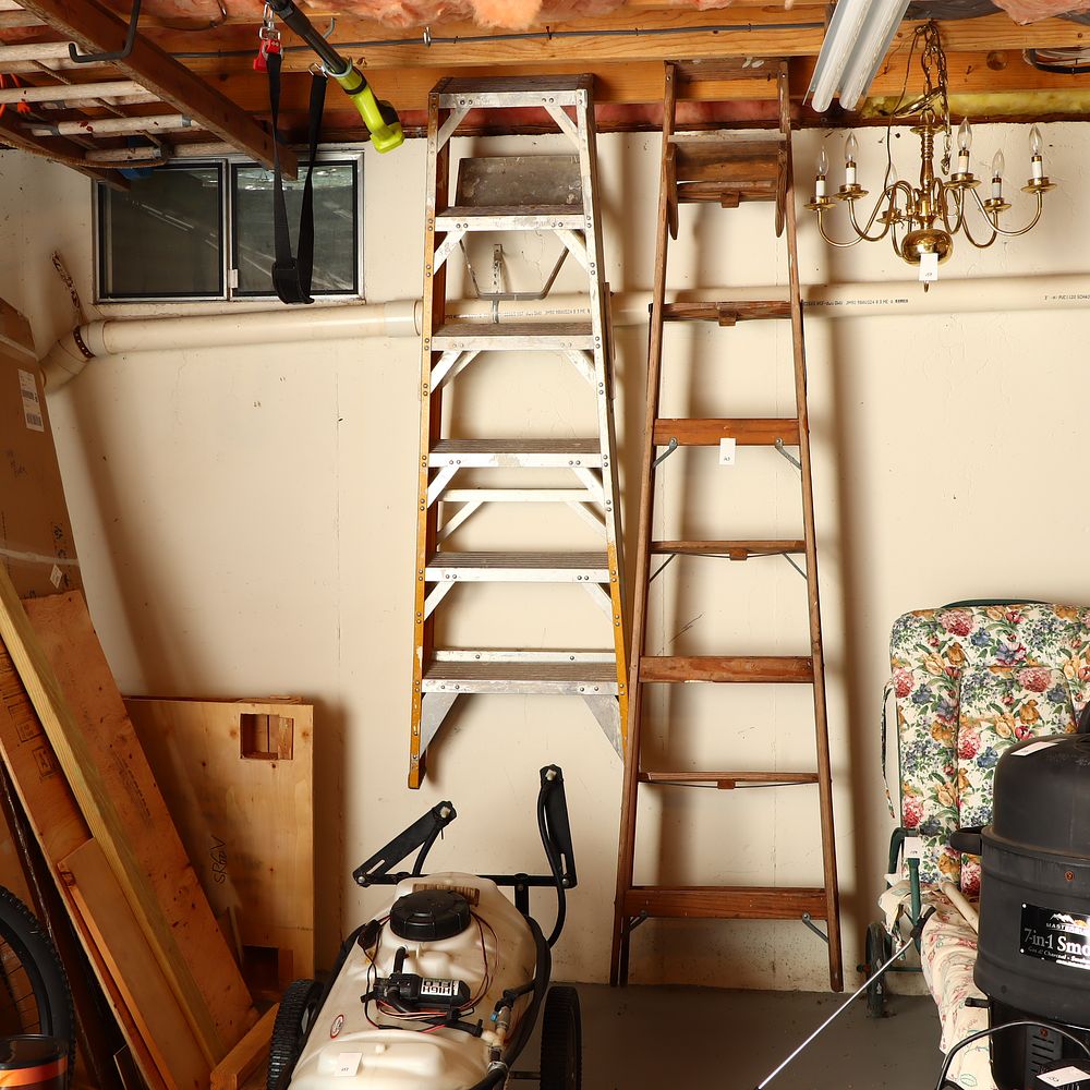 Lot 163: Lot of 2 step ladders