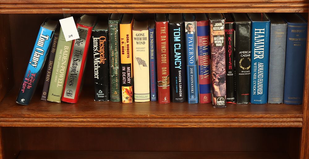 Lot 219: Lot of books