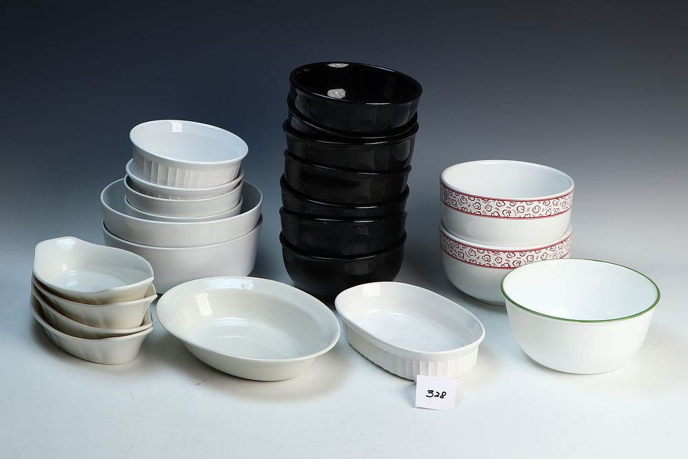 Lot 328: Lot of Corning white bowls, Oneida ovenbrite, and other bowls