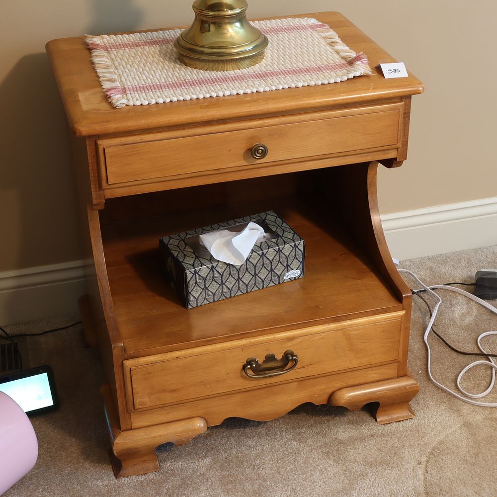Lot 380: Vintage Kling Furniture nightstand and a lamp