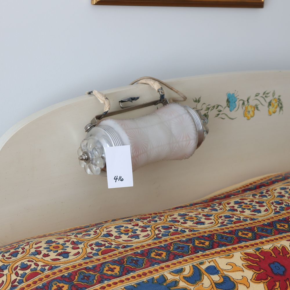Lot 416: Antique lamp 10.5X4 inches