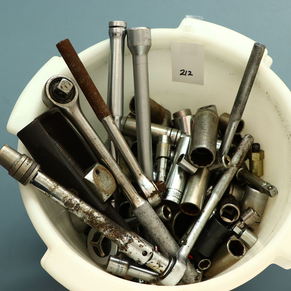 Lot 212: Lot of sockets