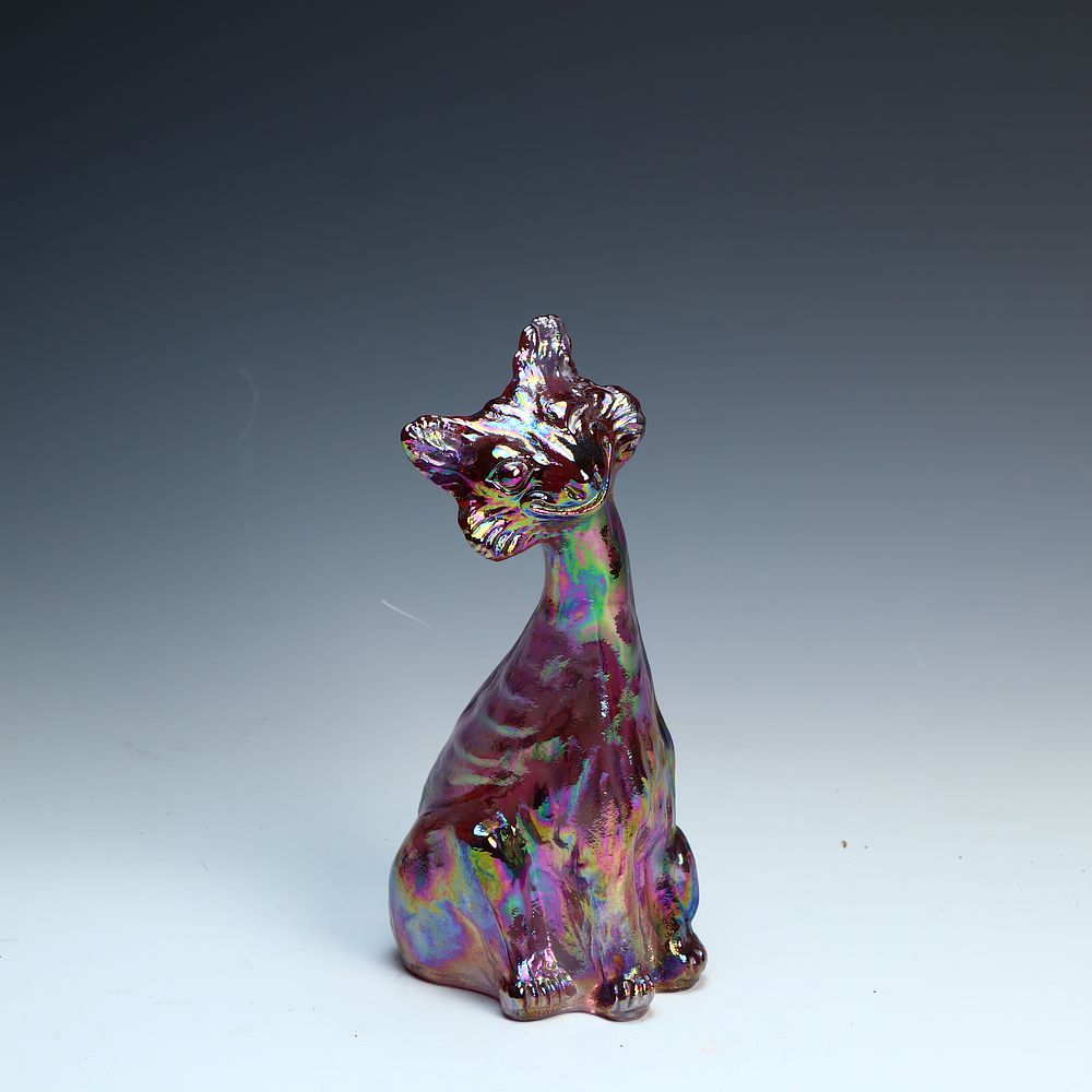 Lot 215: Carnival glass pink cat opalescent statue