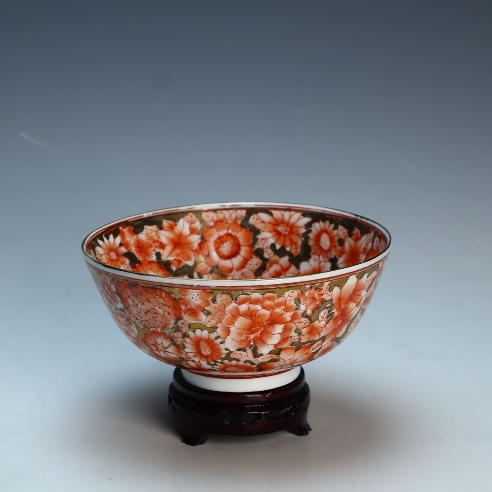 Lot 218: Vintage Oriental bowl marked on the base
