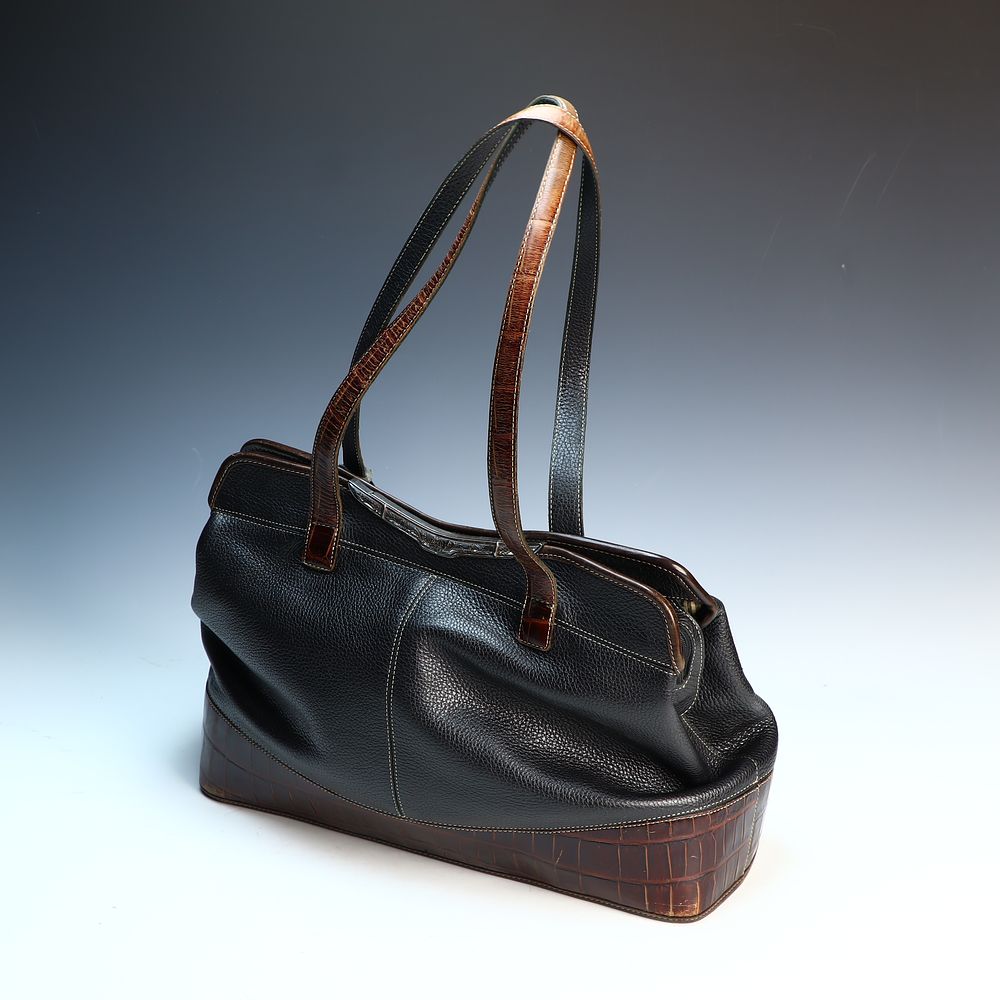 Lot 257: Brighton Purse