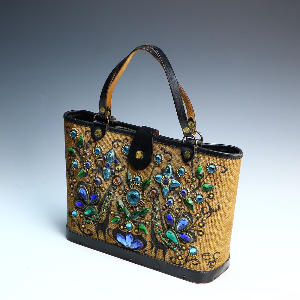 Lot 265: Vintage 1960’s EC Enid Collins beaded purse