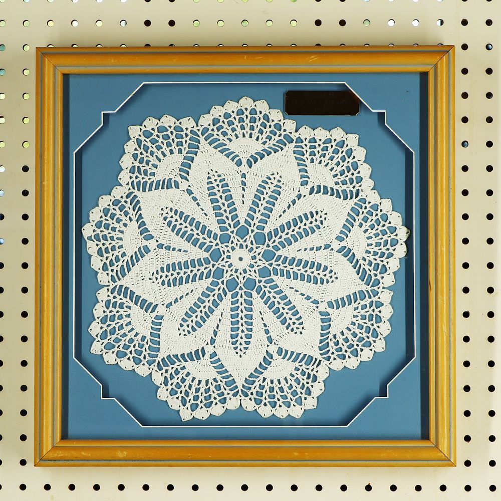 Lot 279: Vintage framed doily
