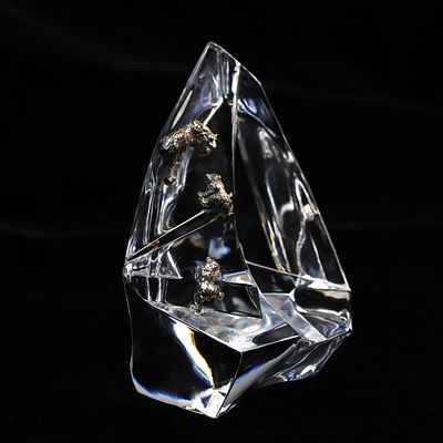 The Franklin Mint Paperweight. Sculpture of glass and 3 metal bears 4x3 inches