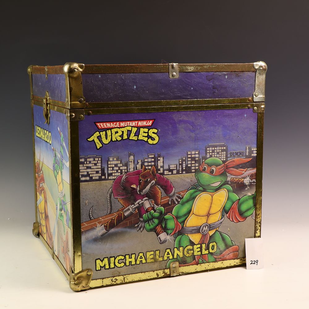 Lot 229: Vintage Teenage Mutant Ninja Turtles Toy Storage Box