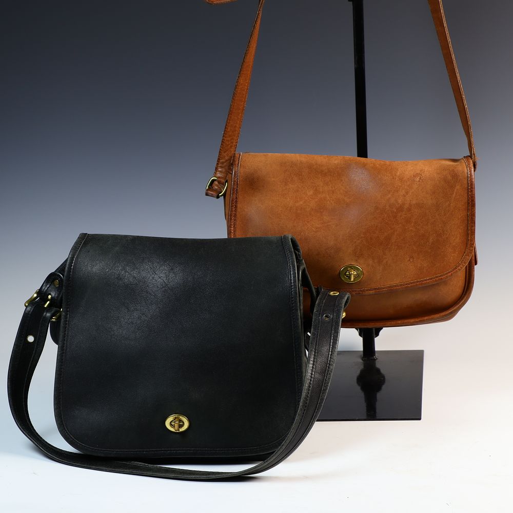Lot 253: Vintage Coach Leather Purses
