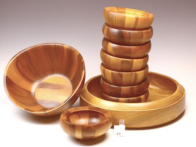 Vintage Wooden Salad Bowl Set. Large Bowl 12x6, 8 smaller bowls 7 x3.5 inches additional bowl 16 