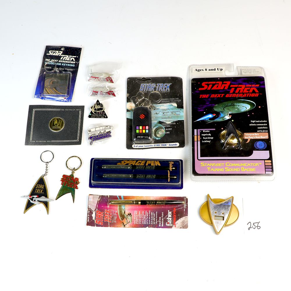 Lot 256: Lot of Various Star Trek Collectibles