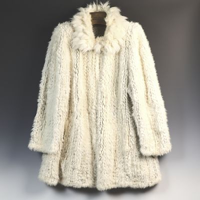 Vintage Ivory Fox fur coat by Bruno Furs 17 inches shoulder, length 33 inches