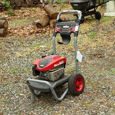 Briggs and Stratton power washer 2500 max psi, 2.3 max gpmPick up of this lot is from a Private