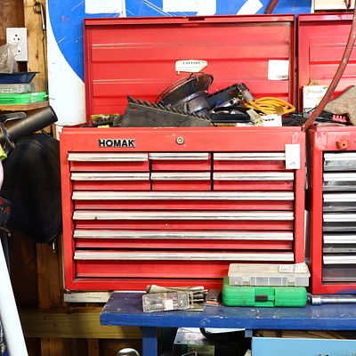 Homak tool chest 26X18X13.5 inchesPick up of this lot is from a Private Residence in Landis