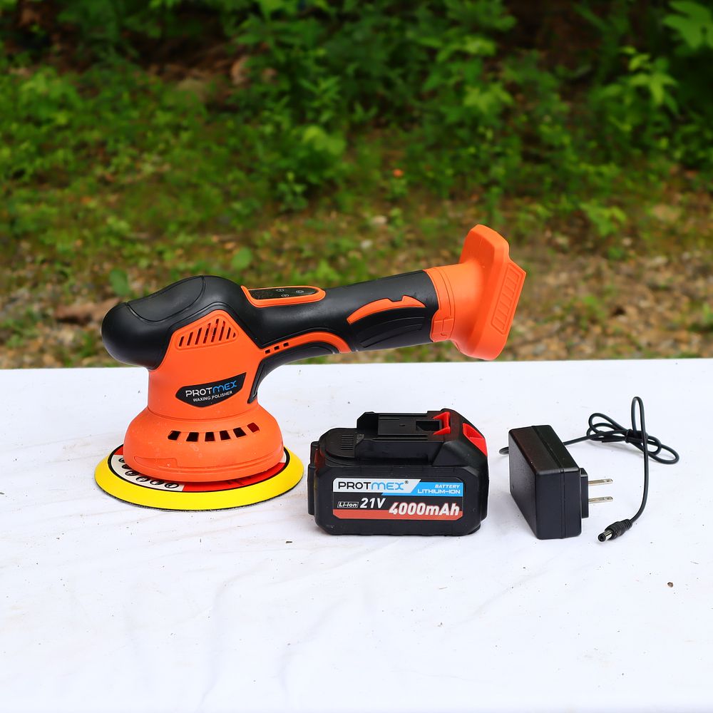 Lot 221: Protmex Cordless Polisher 21v with battery and Charger