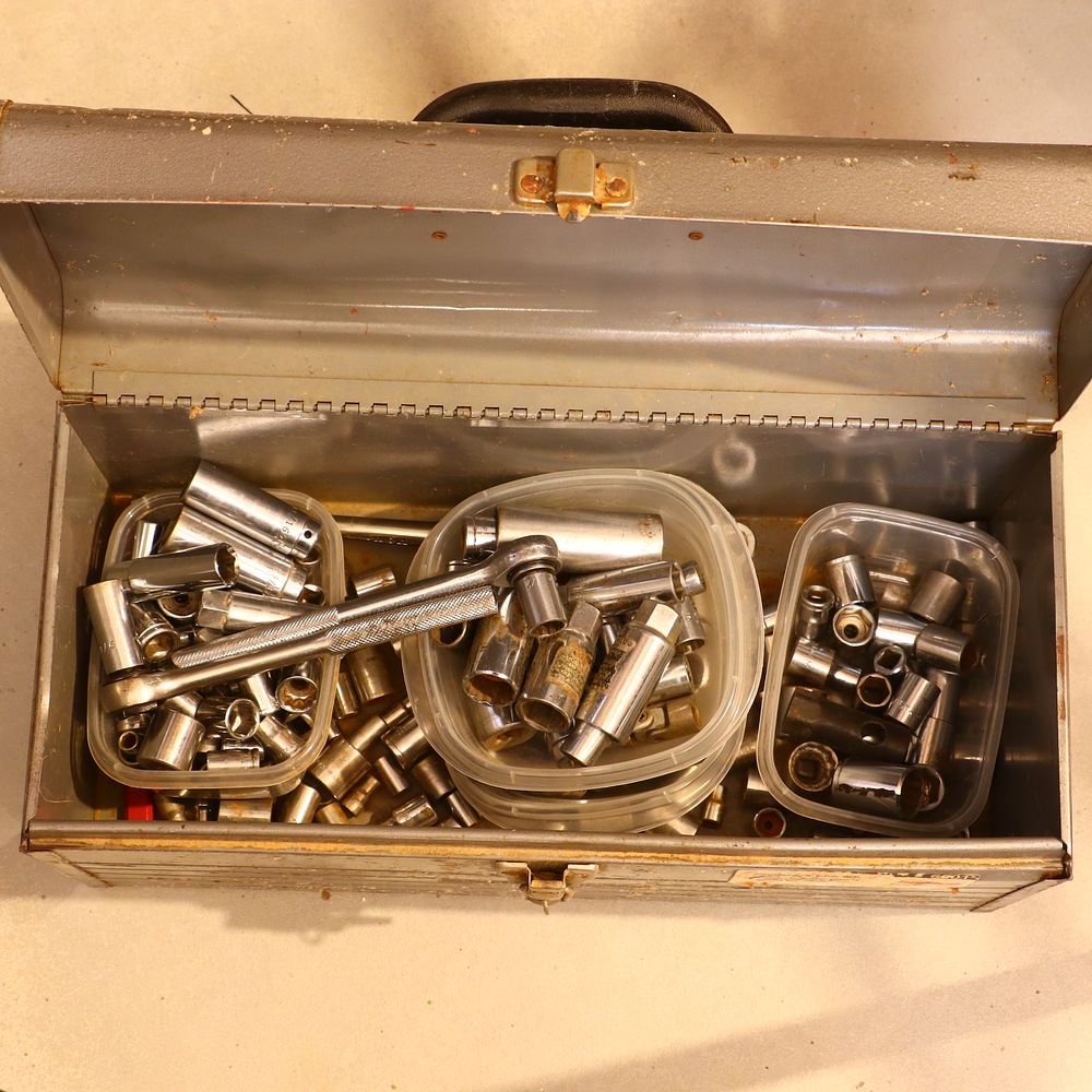 Lot 219: A Vintage Craftsman Model 65013 Mechanic's Tool Box and Assorted Sockets