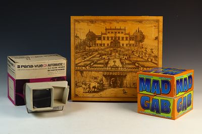 A Collection of Vintage Items Including a GAF Pana-Vue Automatic R Slide Viewer, Mad Gab Game 