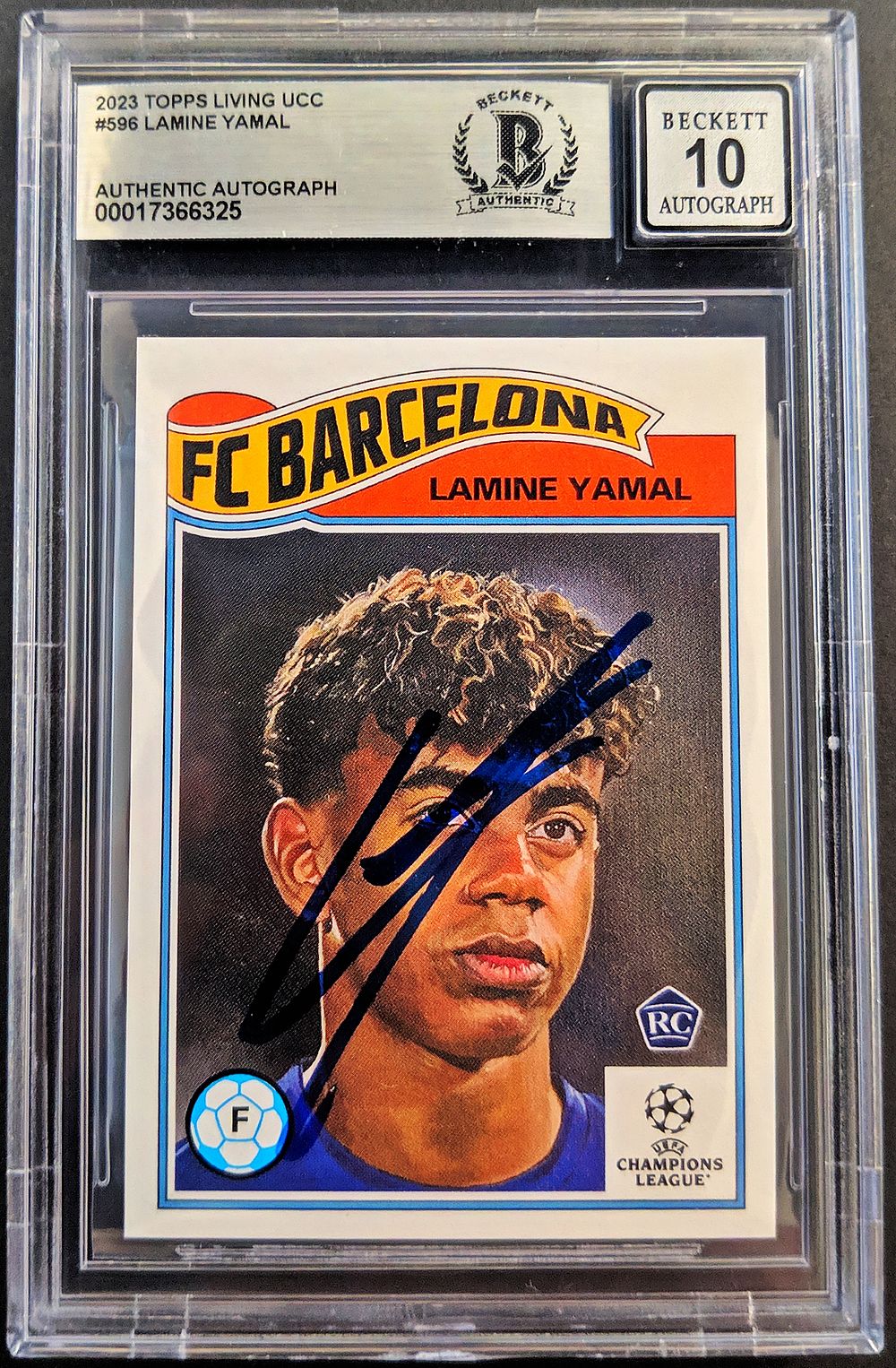 לאמין ימאל - קלף אספנות כדורגל, עם חתימה מקורית של השחקן הנחשב לכובש הצעיר שלא מספיק לשבור שיאי 