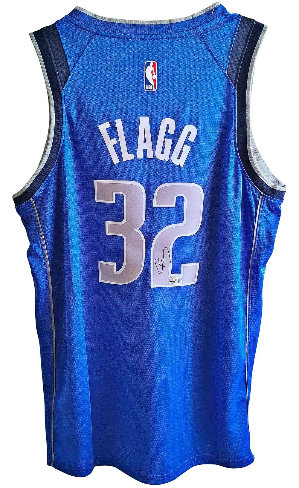 קופר פלאג - גופייה SWINGMAN NBA ICON EDITION מקורית של חברת נייקי החתומה ע"י הכדורסלן המבטיח! 