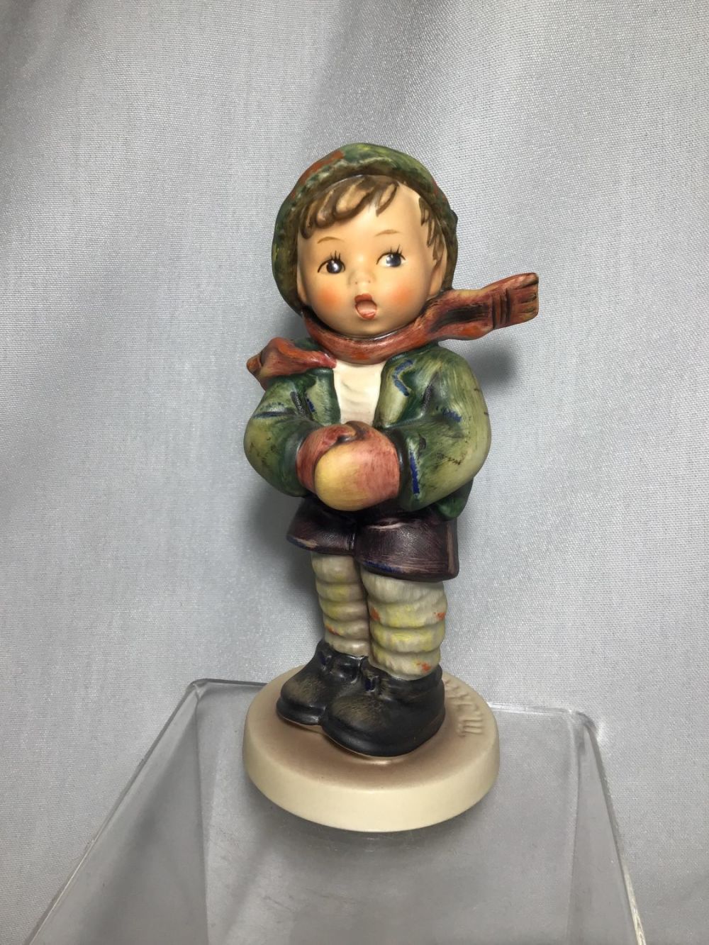Lot 184: Winter Hummel .