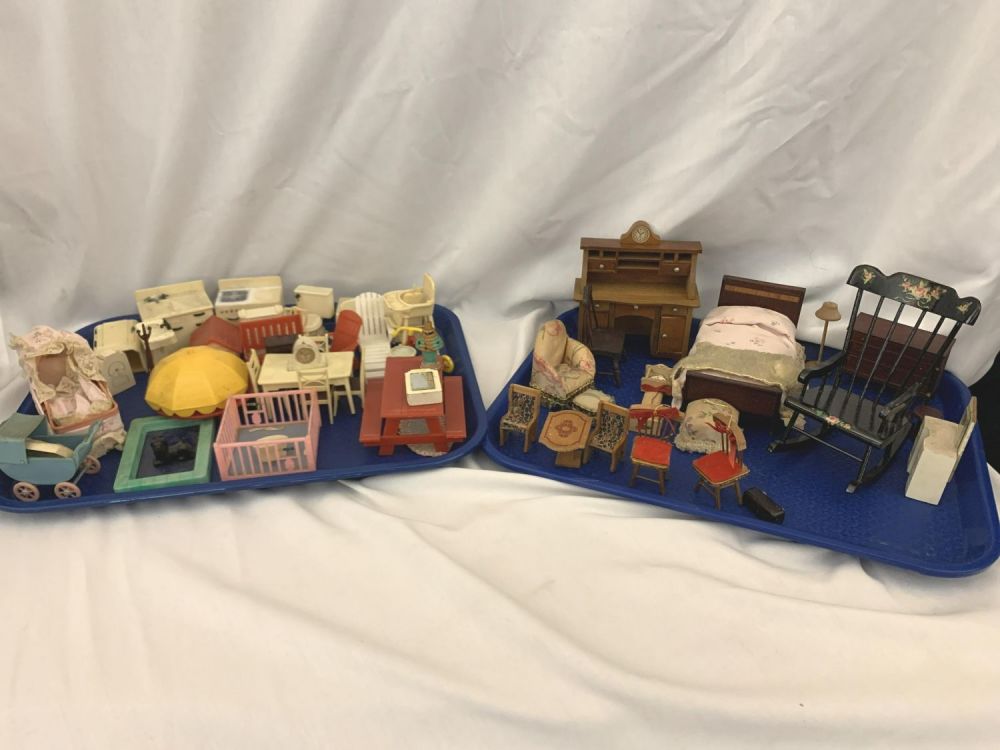 Lot 199: Doll Accessories .