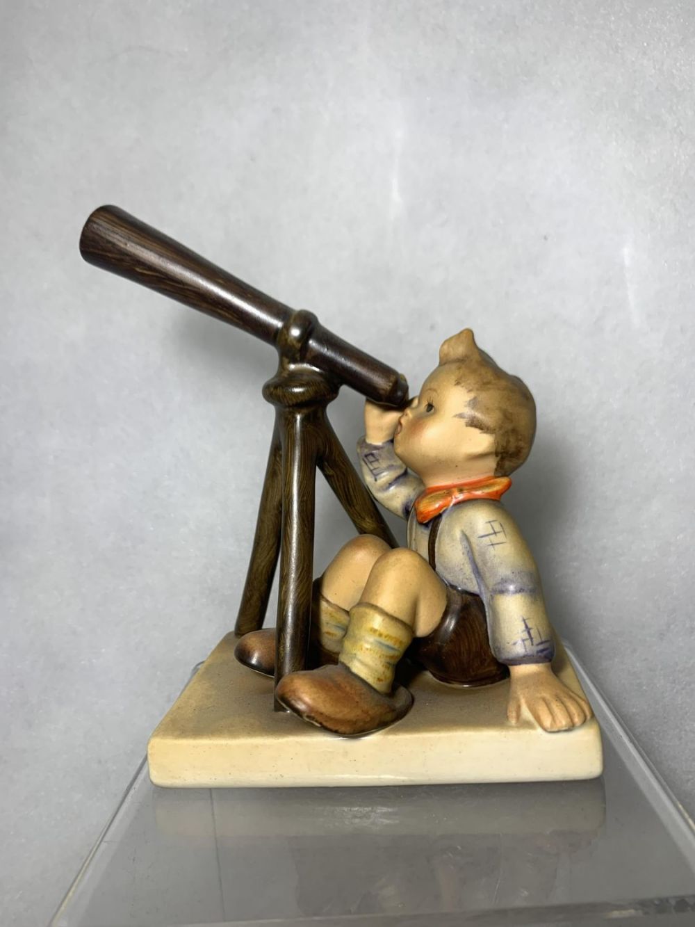 Lot 212: Stargazing Hummel .