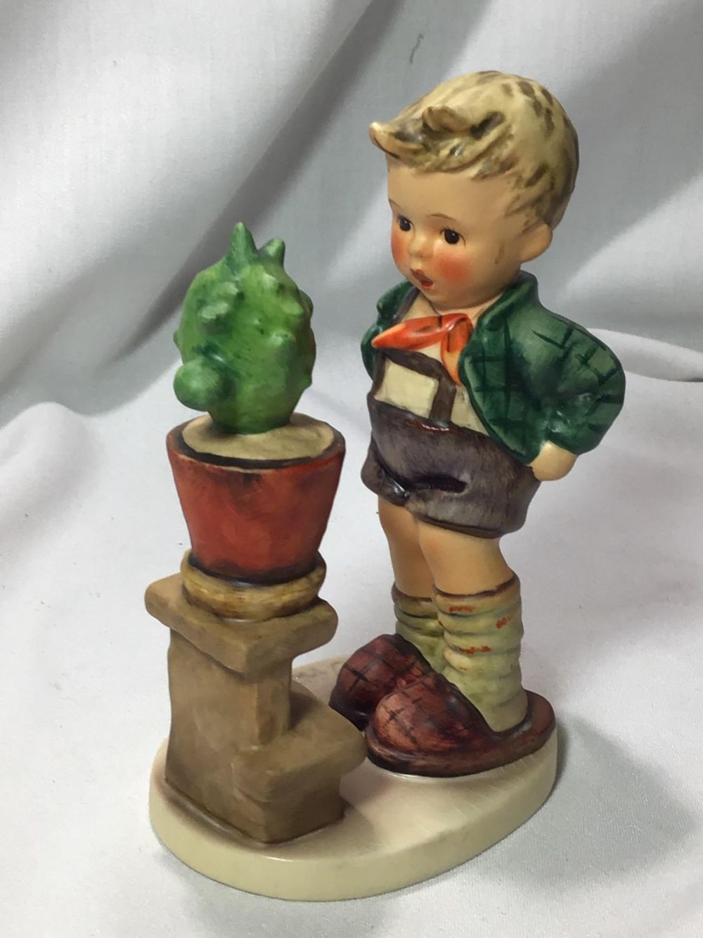 Lot 178: Hummel Figurine Boys Best Friend
