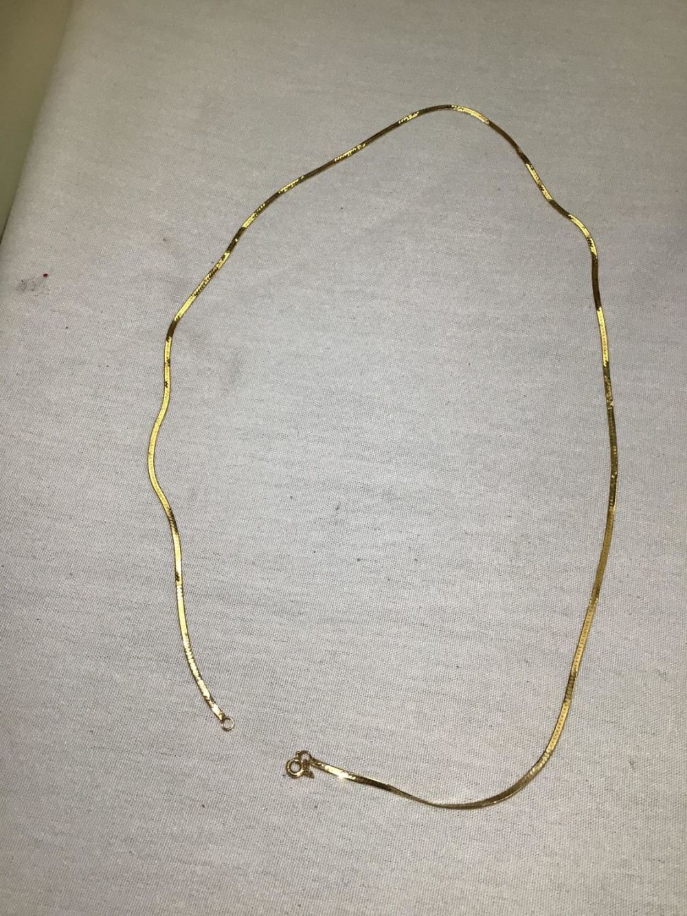 Lot 174: 14k Gold Italian Necklace 23 in long