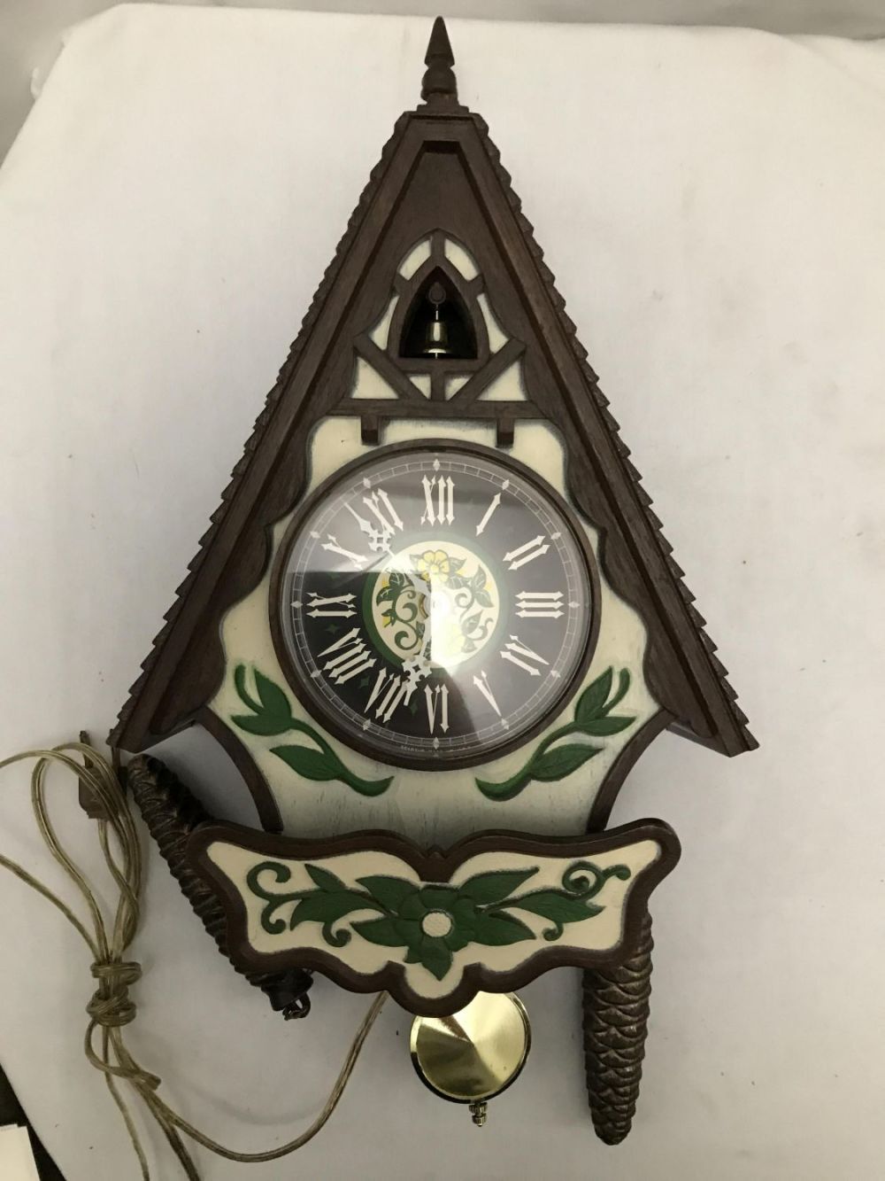 Lot 156: Spartans Corporation Electric Wall Clock Model #H6574