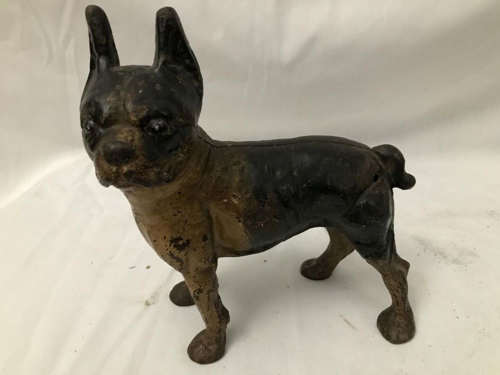Lot 225: Boxer Lawn Ornament Two piece Iron Construction