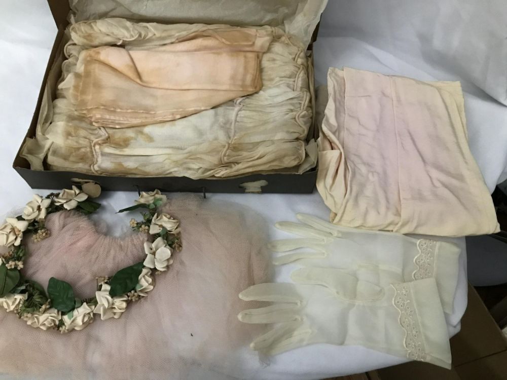 Lot 228: 1949 Wedding Dress