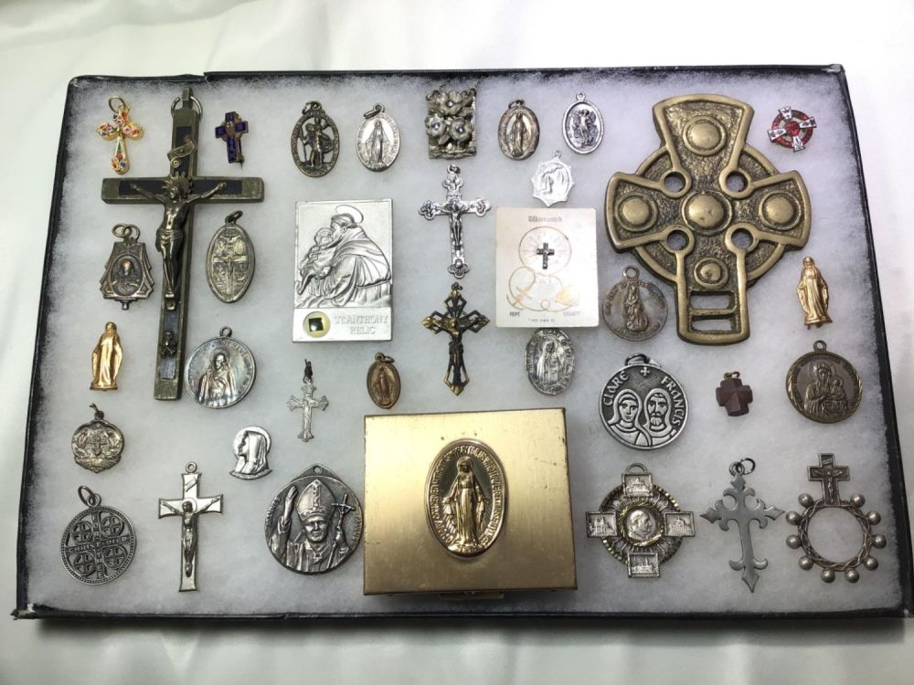 Lot 152: Elegant Religious Collection Crosses relics medals