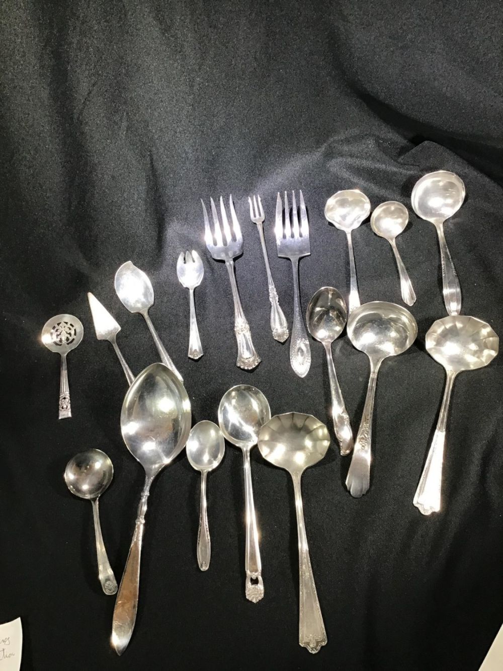 Lot 176: Vintage Silverplate Serving Pieces 18 piece collection