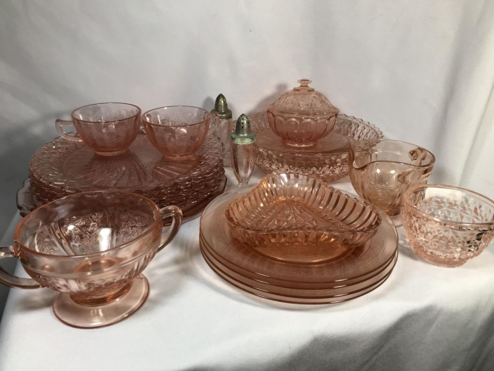 Lot 162: Depression Glass Collection .