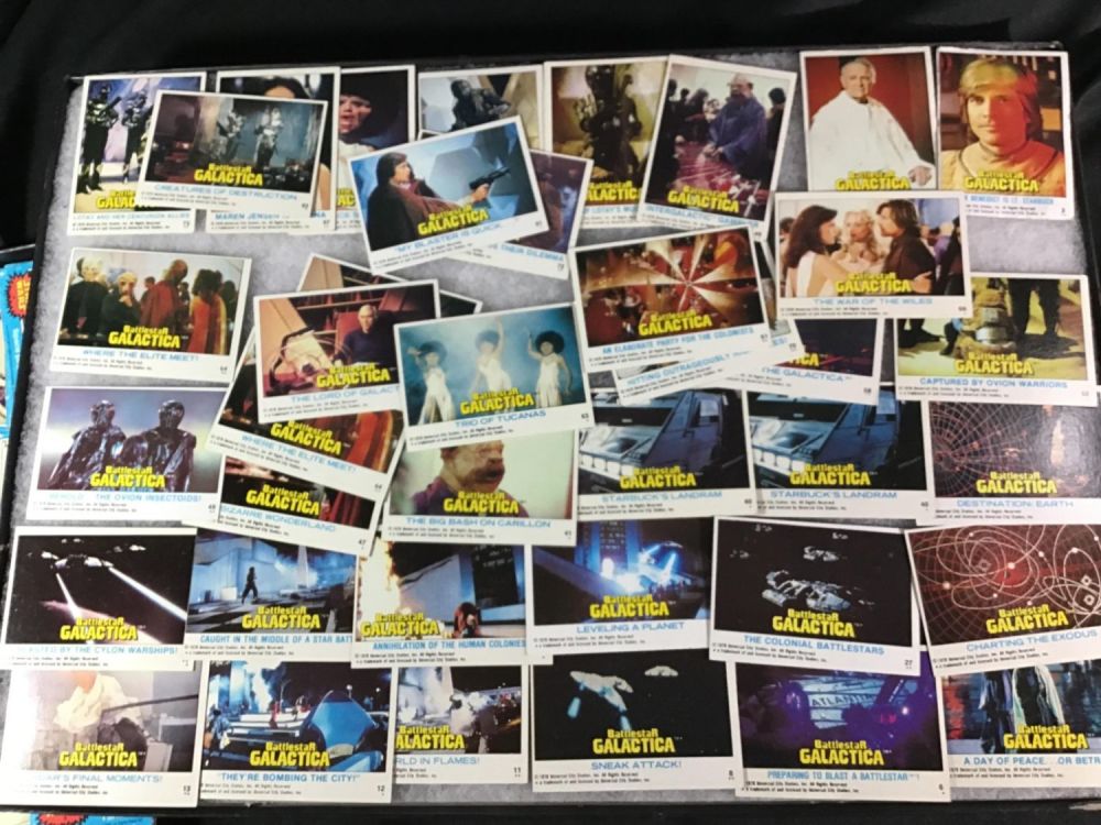 Lot 184: Battlestar Galactica Card Collection The original