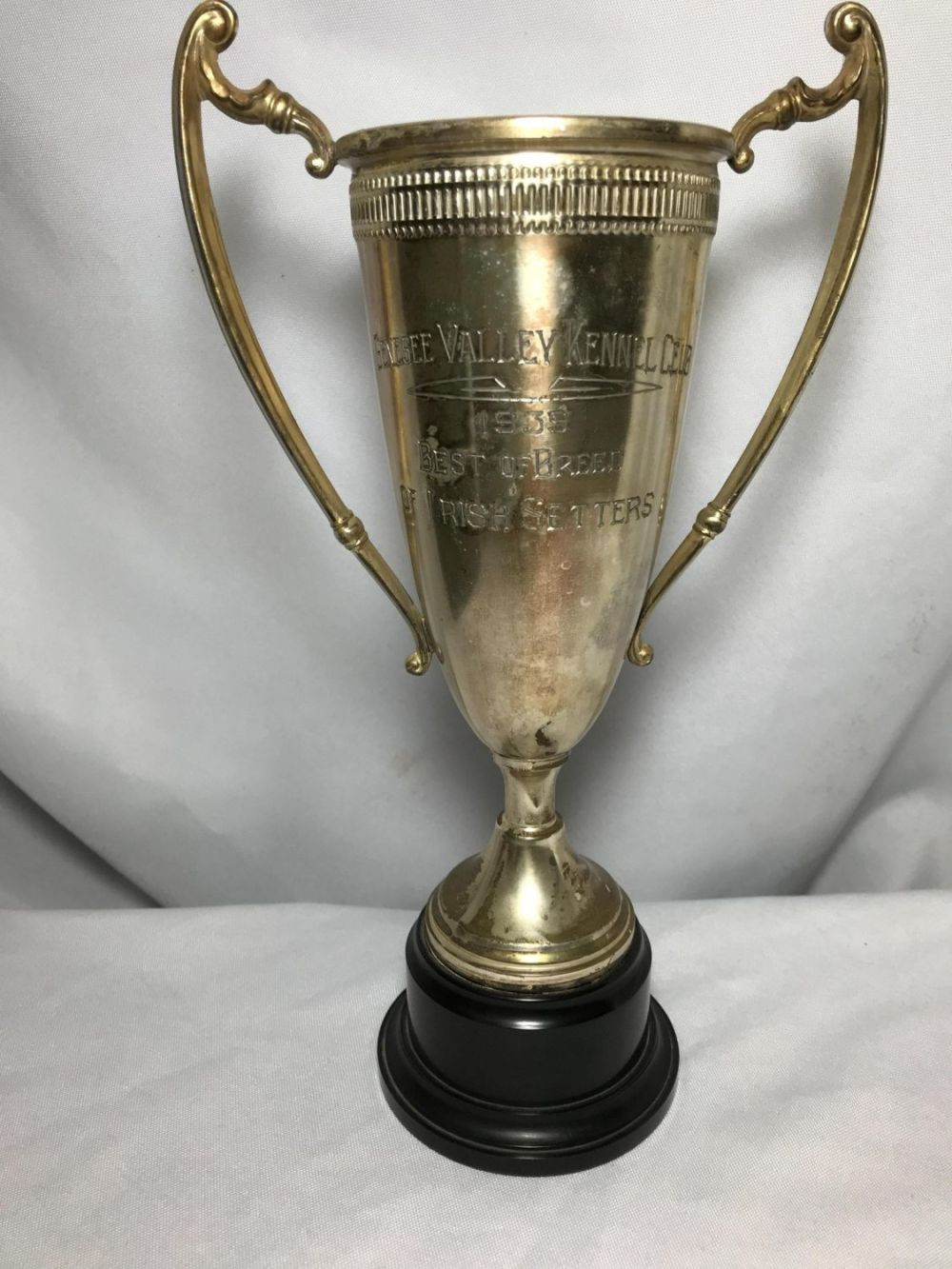 Lot 153: 1939 Best of Breed Trophy on Catlin Measures 11 inches