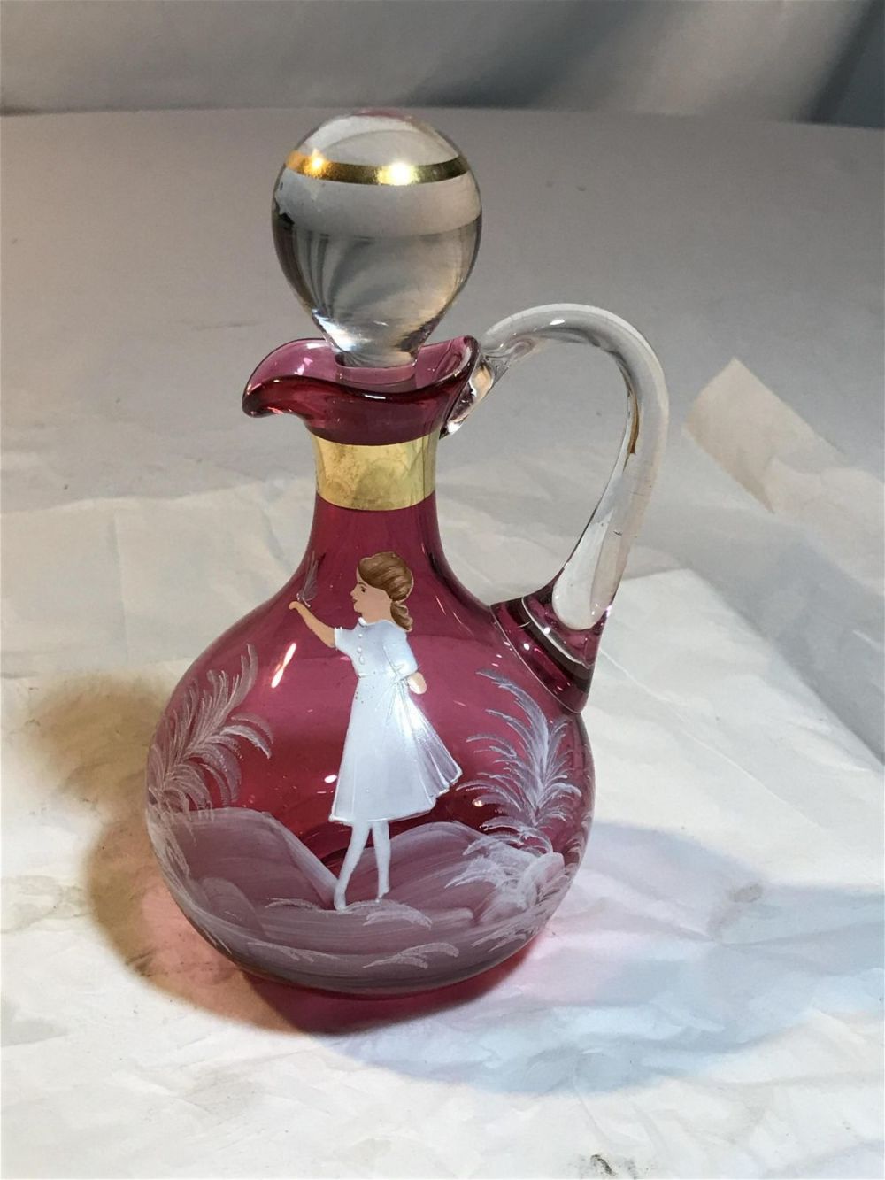 Lot 188: Victorian HP Girl w Dragonfly - Mary Gregory Cruet ,Approximately 7