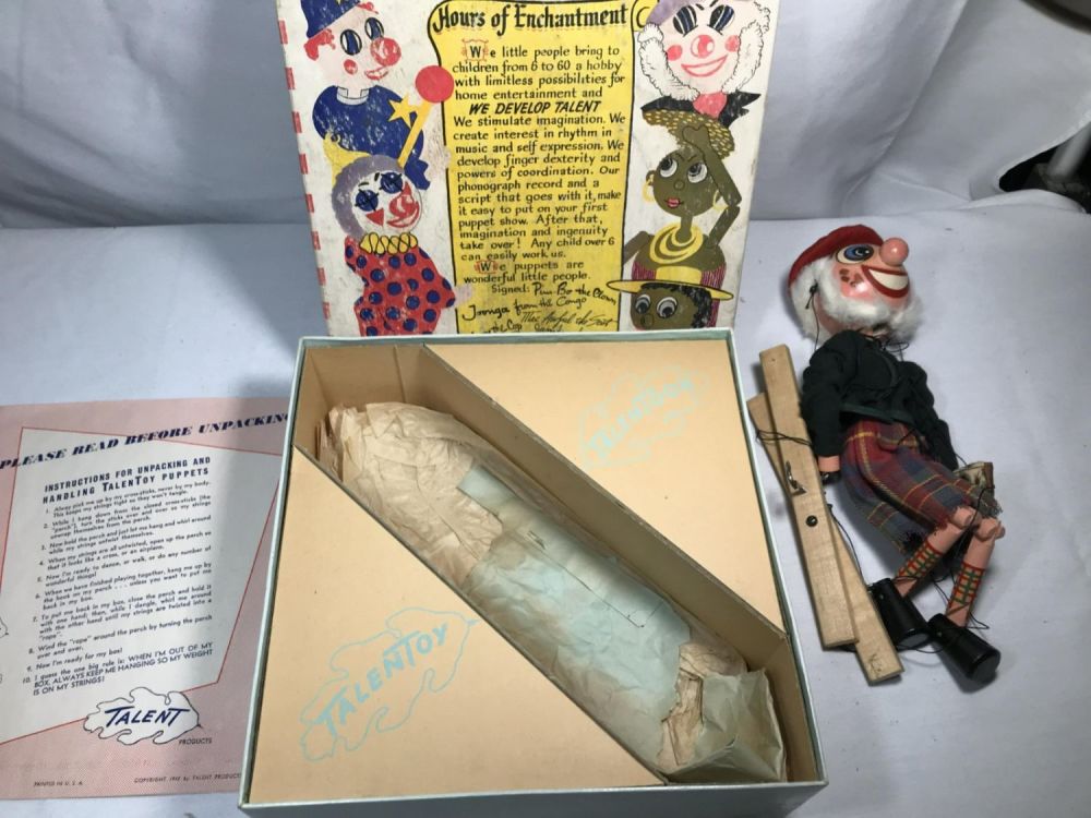 Lot 254: TalenToy TalenToon Pim-Bo the Clown In original packaging, box is in good shape!