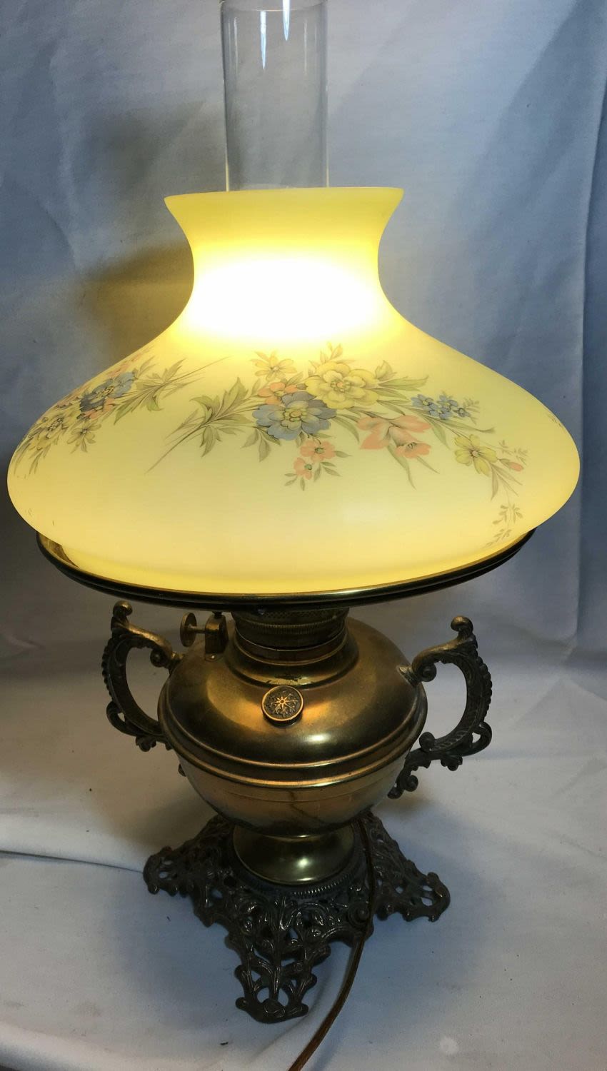 Lot 286: Converted Oil Lamp .