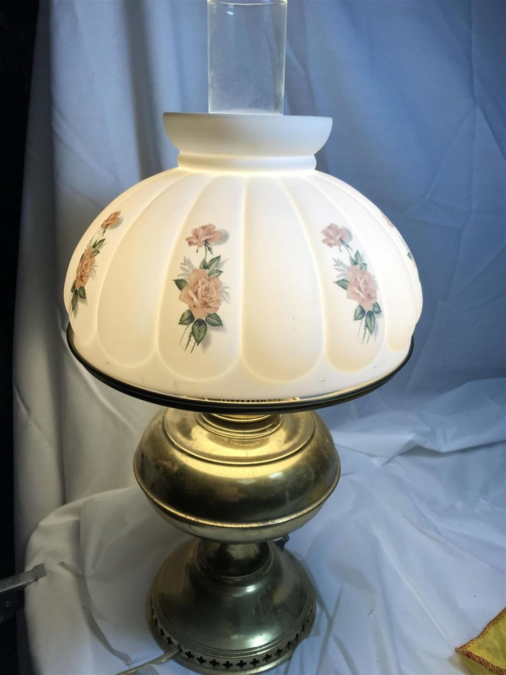 Lot 205: Floral Shade Lamp Works