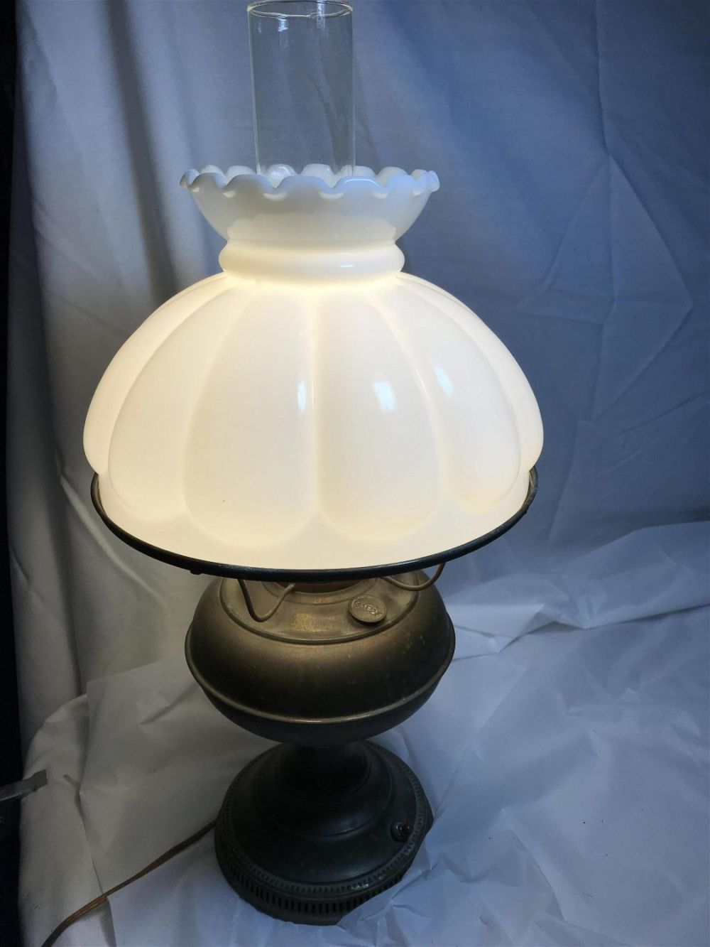 Lot 207: Glass Shade Lamp Works