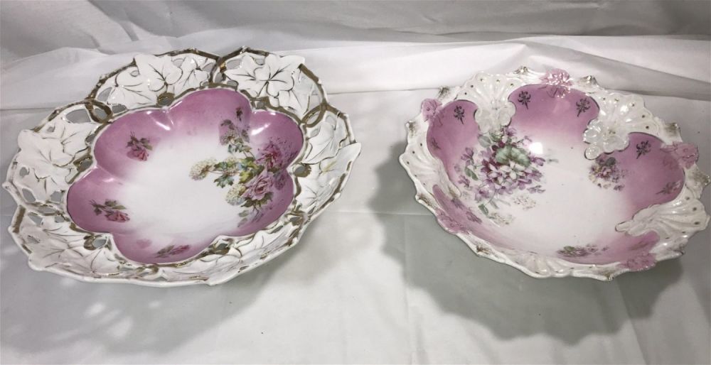 Lot 289: Bavaria Fruit Bowls (2) measures 13 inches diameter and 10 inches diameter