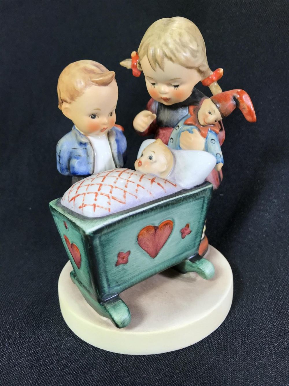Lot 134A: Blessed Event Hummel 333 .