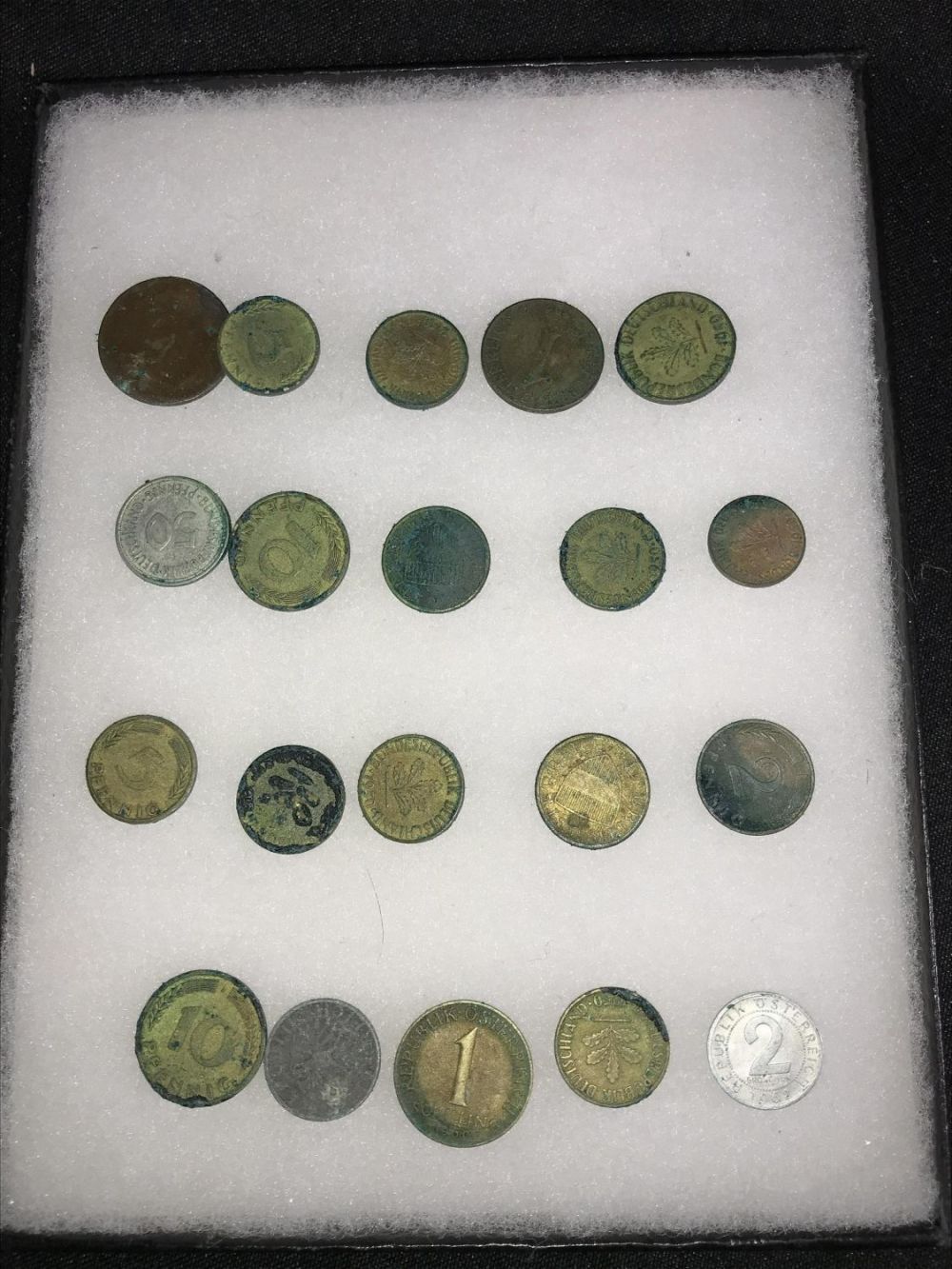 Lot 159: Foreign Coin Collection .