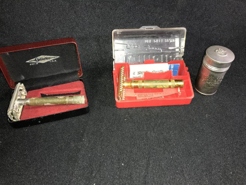 Lot 163: Early Shaving Kit Collection Gillette & Colgate