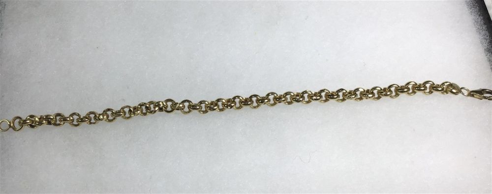 Lot 165: 18K Gold Italian Milor Bracelet Measures 7.5 inches