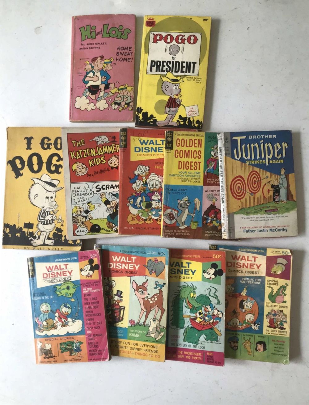 Lot 231: Vintage kids comic book collections Set of 11 different comics