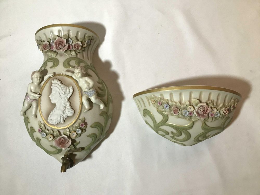 Lot 209: Wall vase decoration piece with pitcher and bowl, hand painted in Japan