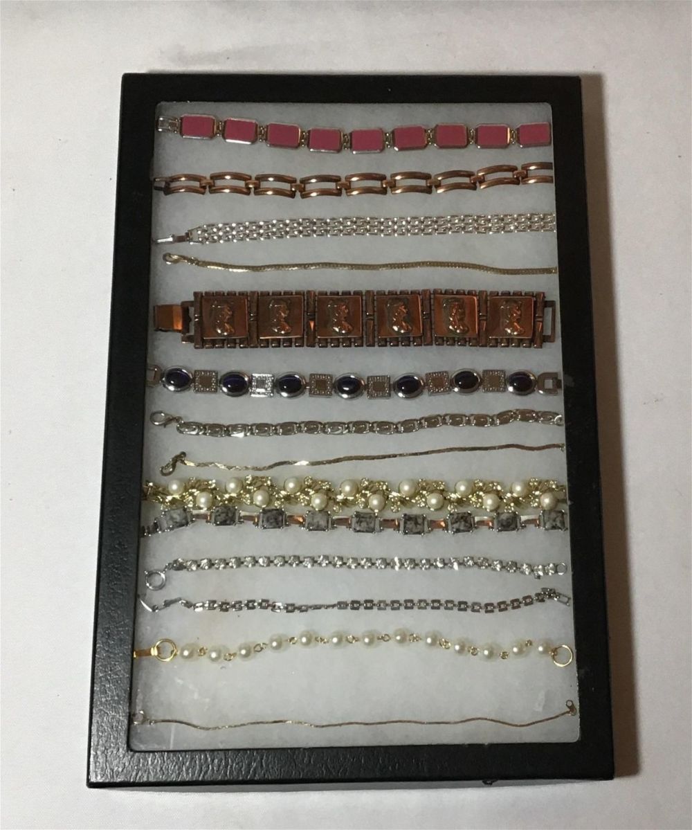 Lot 151: Vintage costume bracelet collection .